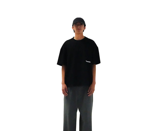 Black Con Elegancia T-Shirt